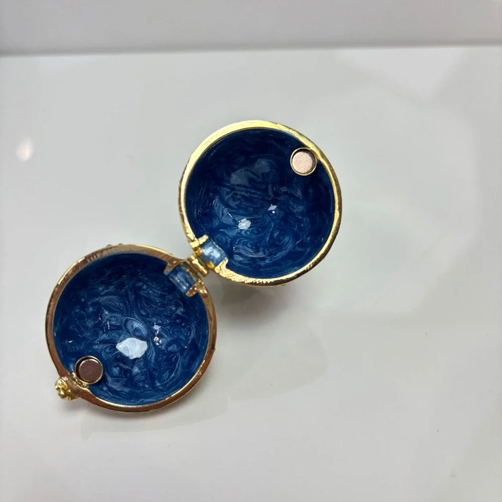 Golden Egg gold tone